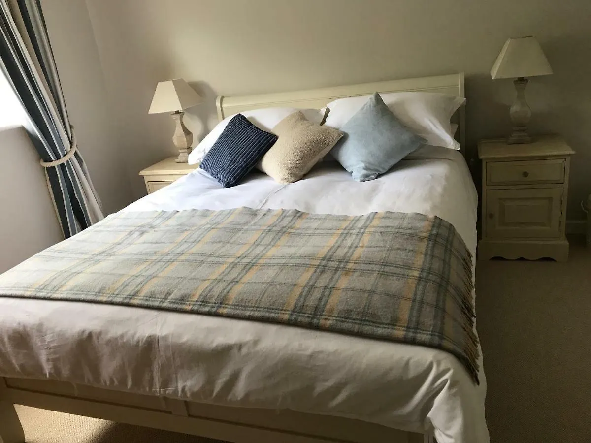 Bed & Breakfast Stapehill Lodge B&B Hampreston United Kingdom